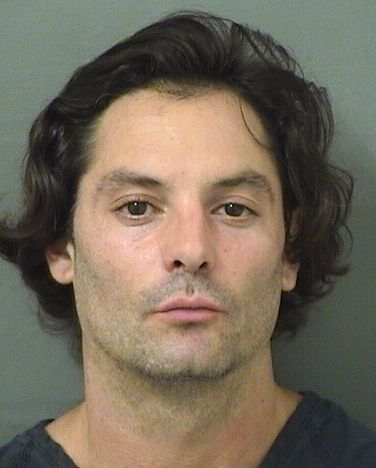  JONAS LEON Photo For  JONAS LEON