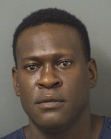  CARLOS DENEUS Photo For  CARLOS DENEUS