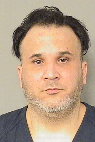  ROBERTO MACAYAGONZALEZ Photo For  ROBERTO MACAYAGONZALEZ