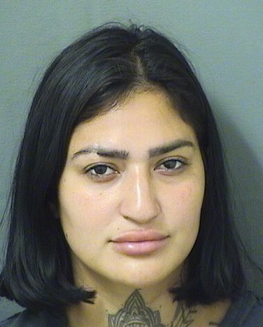  JENNIFER RUBIO Photo