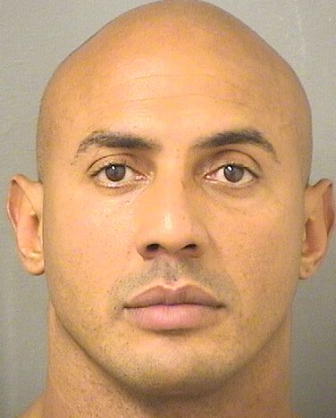  LUIS DELIS Photo For  LUIS DELIS