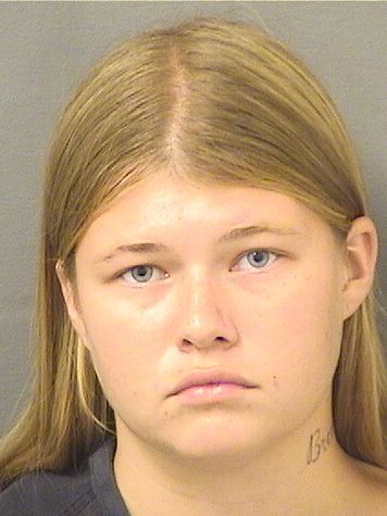  SUMMER WAUGH Photo For  SUMMER WAUGH