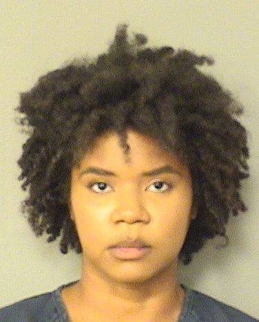  YAZAVELIS TAINA ALFONSECA Photo