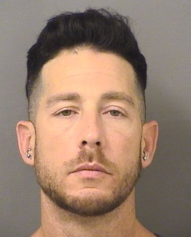  ROBERT MIKE AUTUORI Photo