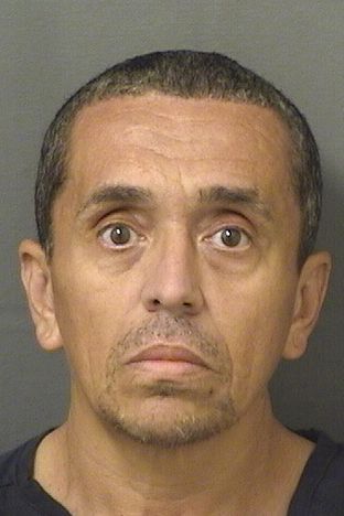  LUIS VALENZUELA Photo