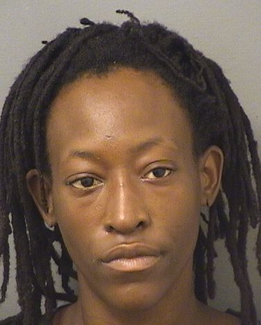  KAYLIANA NICHOLL FAITH THOMPSON Photo