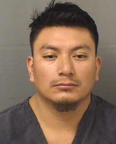  JUAN VELAZQUEZ Photo