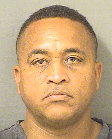  ROBERT JOSE DE LA CRUZ OLIVARES Photo