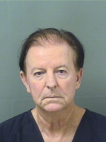  IAN DERECK FINLAY Photo