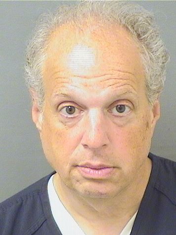  NICOLAS LEOBOLD Photo