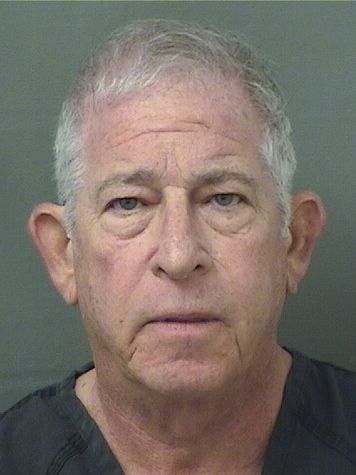  HOWARD SCOTT WOLF Photo