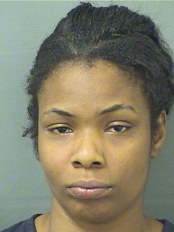  CHRISLA ANNDAIKA SILIEN Photo