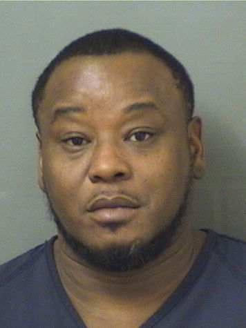  MONTRAIL A HOLMES Photo