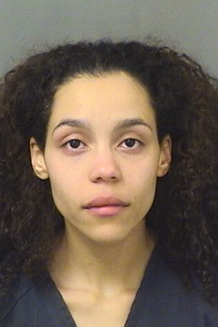  SUMMER LEE YOUNG Photo