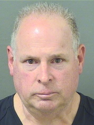  ANDREW COLETTO Photo