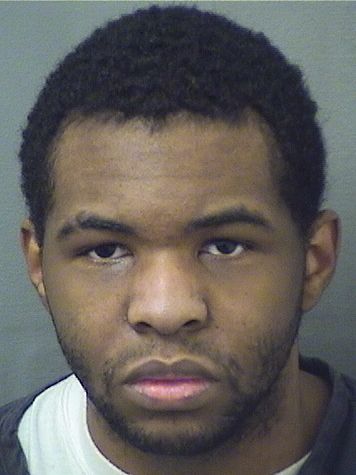  DERRICK LEWIS Jr ZINNERMAN Photo